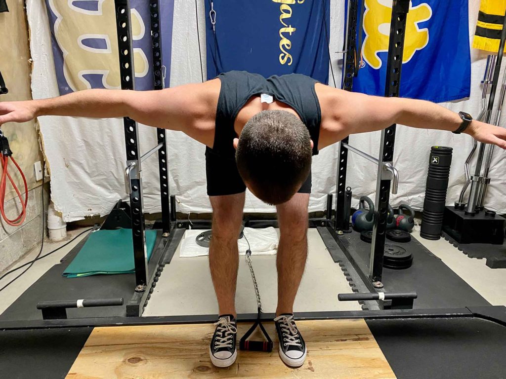 Back Raise, The Best Exercises to Build Your Shoulders