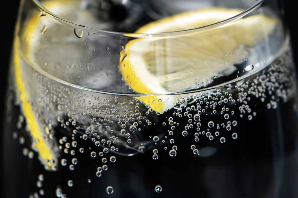 How to Drink Alcohol and Still Lose Weight, Drink Seltzer Water