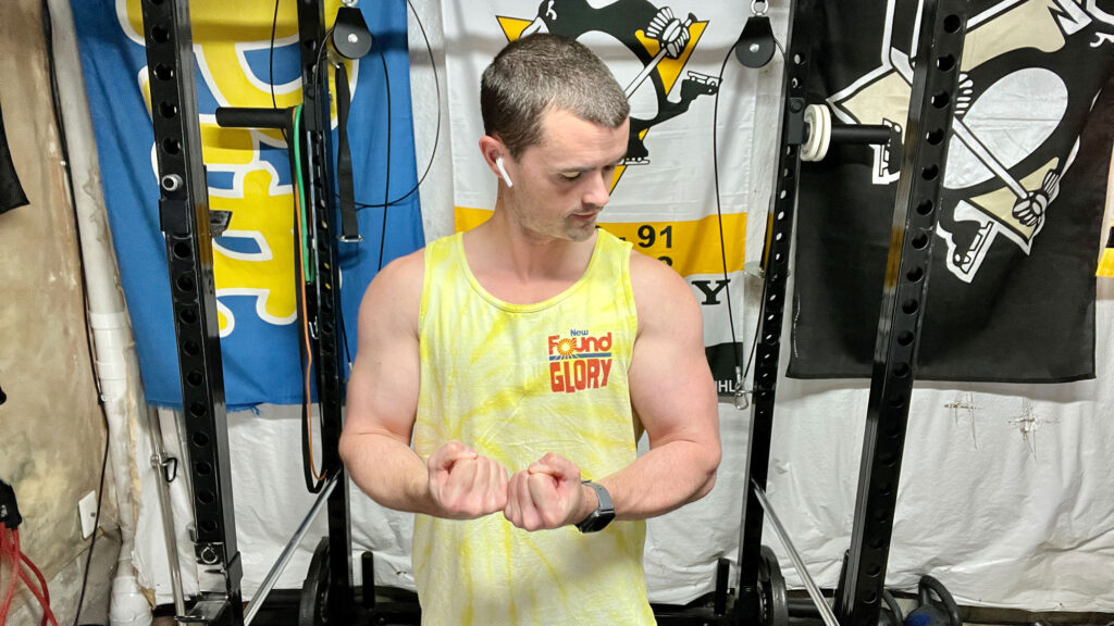 How to Calculate Your Calories and Macros to Build Muscle